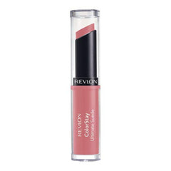 REVLON ColorStay Socialite : texture crème hydratante sur les lèvres.