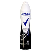 Rexona Déo Spray invisible sur bouteille, protection longue durée sans traces sur les vêtements.