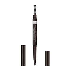 Effet highlight des sourcils pour illuminer le regard.