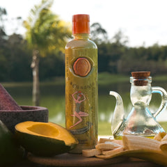Ritual Botanico : fibroïne et graines d’orge, renforcent la fibre capillaire.