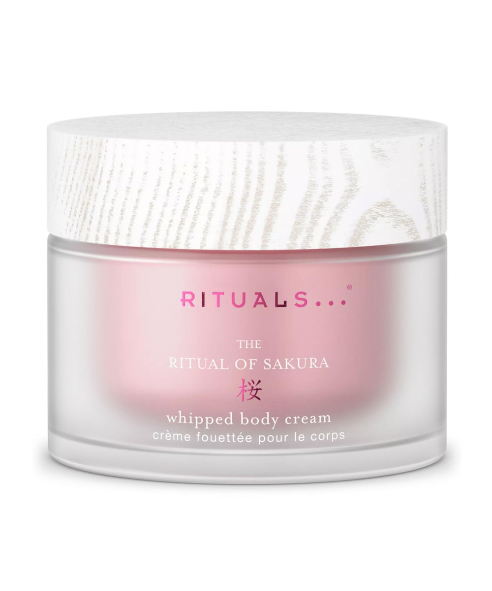 RITUALS Sakura Crème pour le corps - texture fouettée et hydratation durable.
