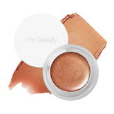 RMS Beauty Buriti Bronzer crème – emballage élégant et facile à prendre en main.