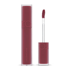 rom&nd Blur Fudge Tint 08 Currant Jam – application crémeuse pour lèvres douces et teintées