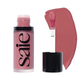 Saie Dew Liquid Blush sur la joue, éclat naturel et hydratant.