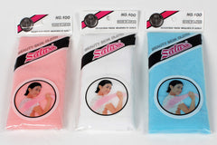 Salux chiffon pêche au premier plan pour un nettoyage en douceur de la peau.