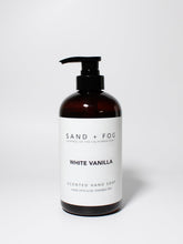 Savon mains liquide Sand + Fog Blanc Vanille, hydratant et parfum doux pour le quotidien.