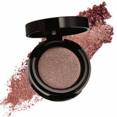 Sandstone Scandinavia Eyeshadow brun scintillant pour un regard durable.