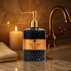 Savon De Royal, parfum vanille-orange, transforme chaque lavage en moment sensoriel.