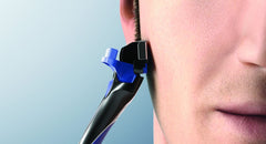 Schick Hydro 5 coupe-bord rabattable facilitant l’accès aux zones difficiles.