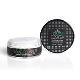 Sensuva Love & Luster Diamond Dust avec applicateur-pouf pour brillance légère.