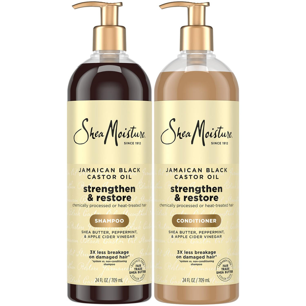 Shampoing SheaMoisture en bouteille-pompe, fortifie et démêle les cheveux.
