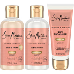 Shampooing coco hibiscus SheaMoisture pour boucles douces et définies.