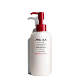 Shiseido Lait Nettoyant Extra-Riche en flacon, hydratation en profondeur avant et après le nettoyage.