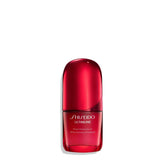 Shiseido Ultimune – flacon pompe, application contrôlée et rapide.