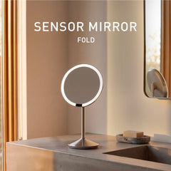 Miroir simplehuman 5 po, capteur automatique allume l’éclairage sans toucher.