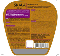 SKALA Mais Crespos crème appliquée sur les boucles pour démêler facilement et réduire les frisottis.