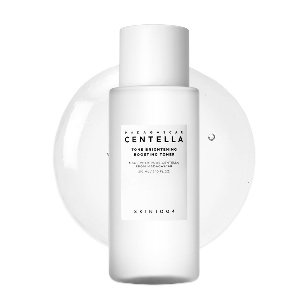 Tonique d'éclat SKIN1004 dans un flacon, hydratation légère.