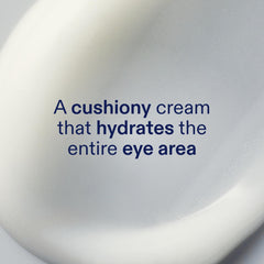 Texture crème riche Skinfix prête à lisser les ridules du contour des yeux.