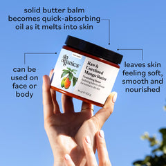 Texture baume à huile Sky Organics Beurre Mangue, sensation légère et non graisseuse.