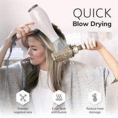 Brosse ronde Sndyi avec emmanchement anti-glisse pour une utilisation confortable