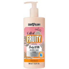 Soap & Glory Call of Fruity – bouteille de lotion hydratante pour peau sèche et déshydratée.