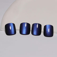 Stbisen kit 30 ongles auto-collants pour manucure rapide.