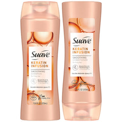 Le shampoing Suave Keratin Infusion en bouteille ouverte, pour démêler et lisser les cheveux.
