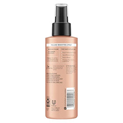 Spray volume dynamique Suave sur cheveux humides pour volume accru.