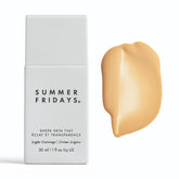 Summer Fridays Teinte peau légère – Bouteille prête pour une application naturelle.