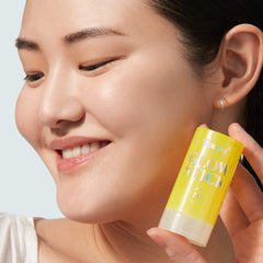 Bâton hydratation Visage: fini soyeux et peau confortable.