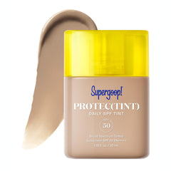 Supergoop Protec(tint) - Bouteille ouverte, texture légère et protection SPF 50 au quotidien.