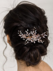 Clip cheveux SWEETV avec branche flexible ajustable pour diverses poses.