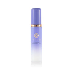 Brume hydratante Tatcha sur bouteille offrant un éclat naturel.