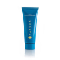 Crème mains TATCHA Indigo, texture apaisante et bouteille de 60 ml pour calmer la peau irritée