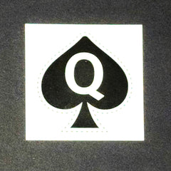 Tatouage Reine des Piques, duree 1-3 jours selon l'usure et les activites quotidiennes.