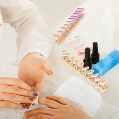 Tbestmax: support ondulé pour organiser les porte-pointes d’ongles adhésifs.
