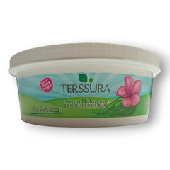 Appliquer quotidiennement avec Terssura glycérine pure pour une peau nourrie.