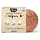 The Earthling Co. Shampoo Bar offre une mousse luxueuse pour nettoyer les cheveux
