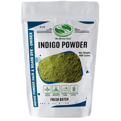 The Henna Guys Indigo: application de la poudre pour une coloration naturelle.