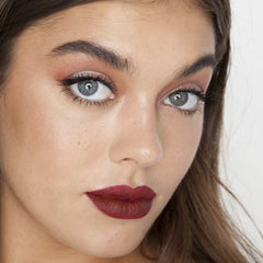 theBalm Mad Lash Pack Double : étui pratique et duo pour plusieurs looks.