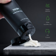 Tiege Hanley Daily Face Wash, vitamine B3 pour un teint équilibré après le lavage.