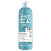 Shampoing Resurrection Bed Head de TIGI en bouteille pour cheveux très endommagés.