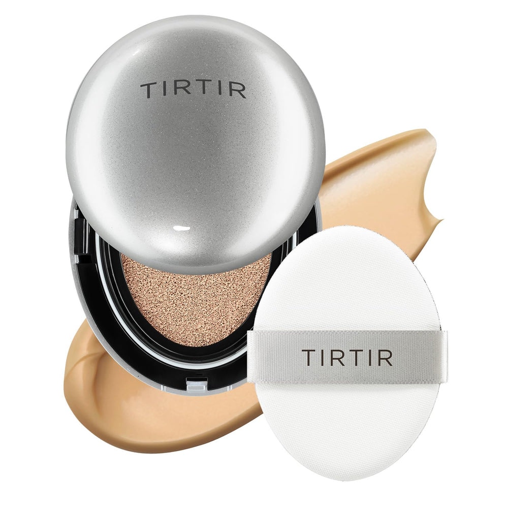 TIRTIR Cushion Aura Argent – application fluide pour un teint uniforme et lumineux.