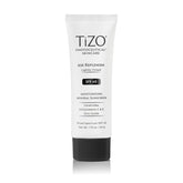 TIZO AM Replenish SPF 40 — Bouteille et étiquette, protection légère et soin hydratant.