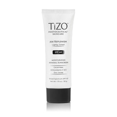 TIZO AM Replenish SPF 40 — Bouteille et étiquette, protection légère et soin hydratant.