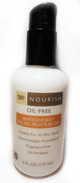 Trader Joe's Nourish sans huile — bouteille pour hydratation légère et durable.