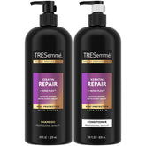 Shampooing Keratin Repair de Tresemmé, bouteille élégante et démêlage facilité.