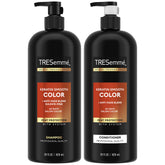 Shampoing TRESemmé Kératine Lisse Couleur, protège la couleur et apporte brillance.