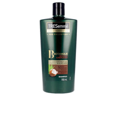 Shampooing TRESemmé Botanique Nourish et Reconstituer pour nourrir les longueurs