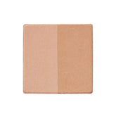 Trish McEvoy Dual Resort Bronzer Recharge, bronzer naturel pour un éclat léger et uniforme.